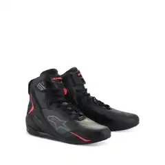 <strong data-end="372" data-start="353">Stella Faster-4</strong> er en teknisk avansert kj&oslash;resko spesialdesignet for kvinner, med fokus p&aring; passform, komfort og sikkerhet