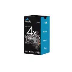 Et sv&aelig;rt godt kommunikasjonssett med Bluetooth 5.2 fra Cardo, designet for 1-4 personer med en rekkevidde p&aring; opptil 1,2 km